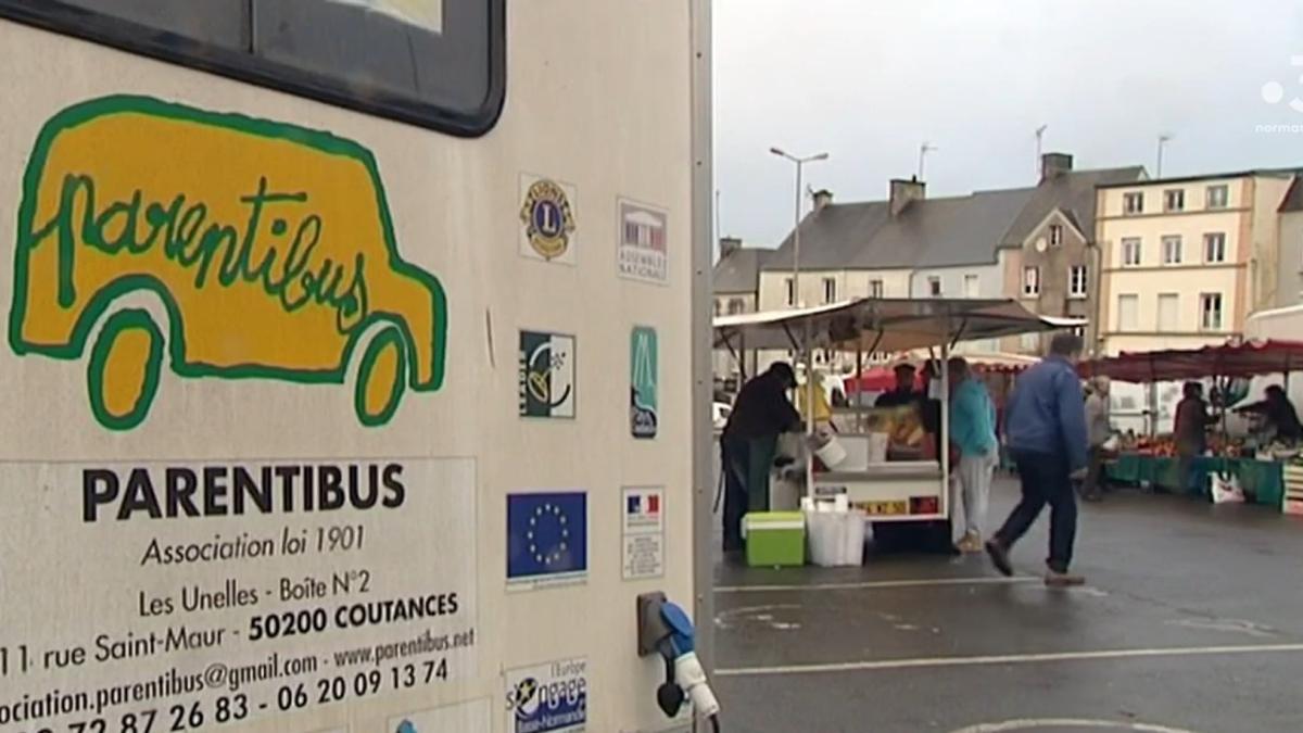 Le parentibus fait halte au marché