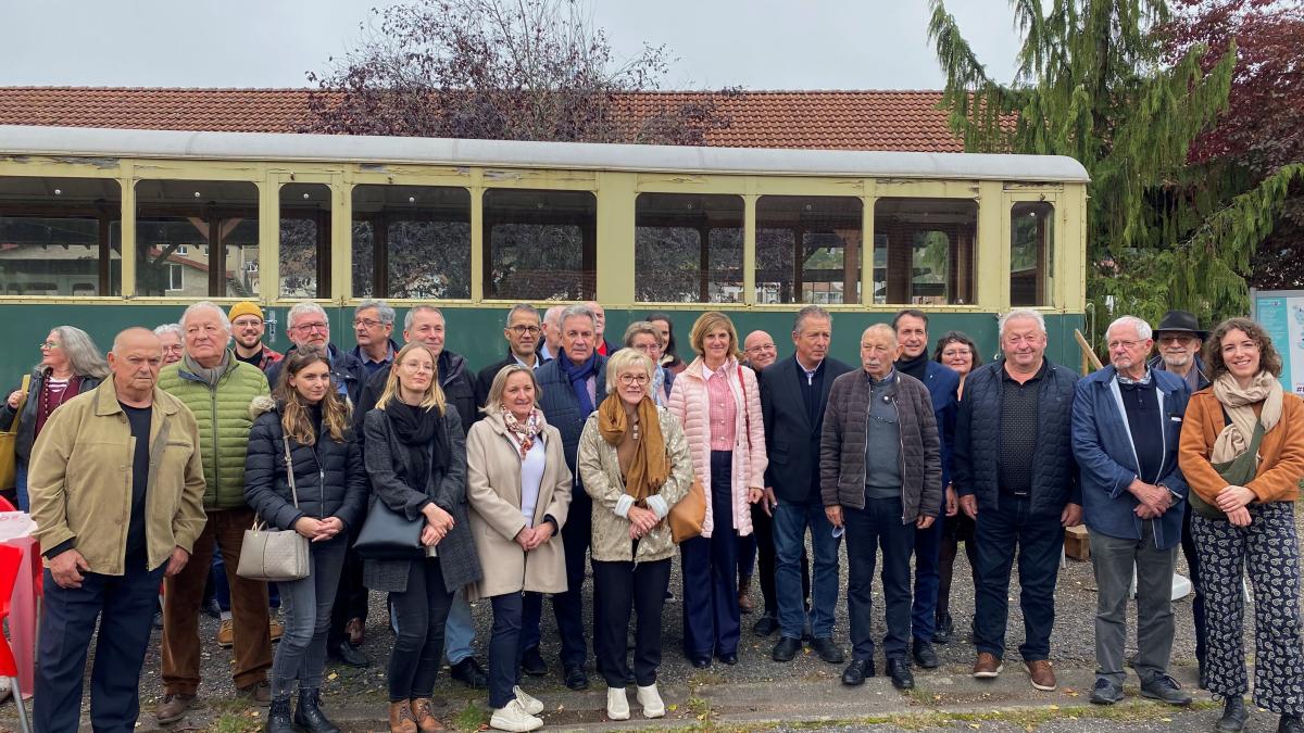 Photo de groupe des participants au LEADER Tour.